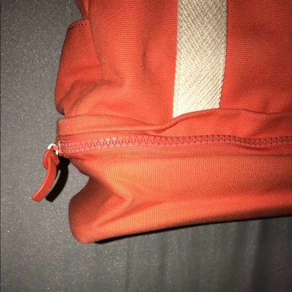 Kate spade saturday weekender bag good condition - Picture 3 of 5